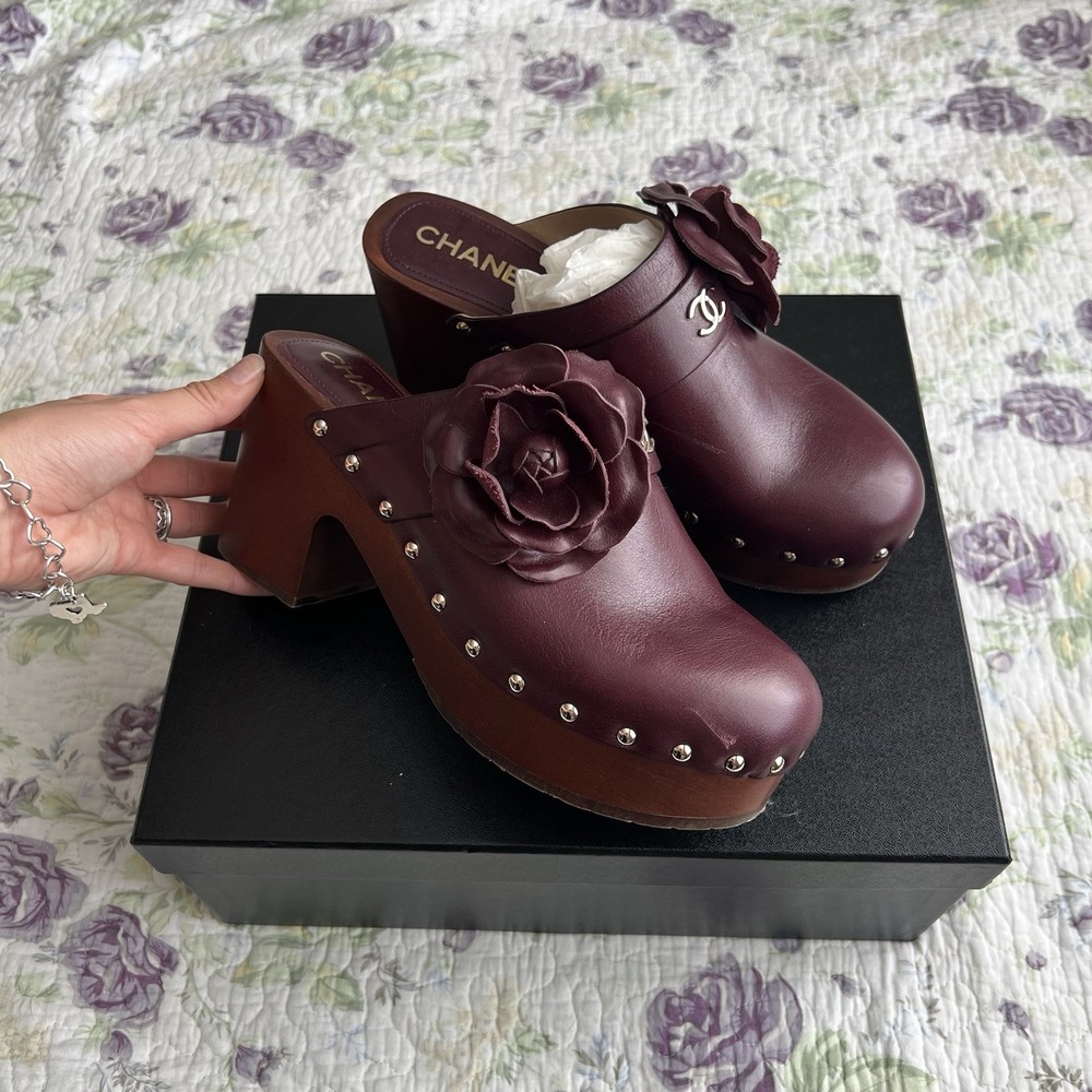 Chanel Burgundy Leather Camellia Flower Studded Platform Clogs 2023 IT 40 - Picture 3 of 16